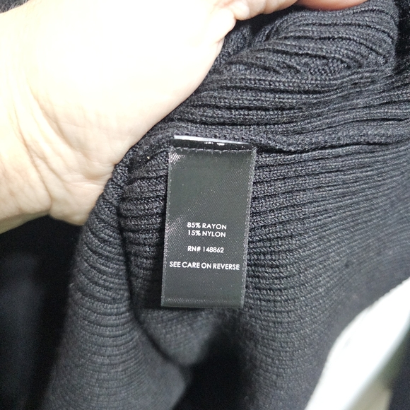 Torrid Women's Black Ribbed V-Neck Rayon Knit Sweater Size 3X Long Sleeve. - Picture 8 of 10